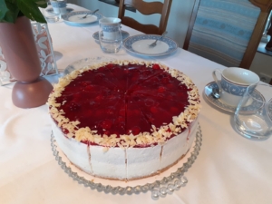 Himbeer Joghurt Torte 1